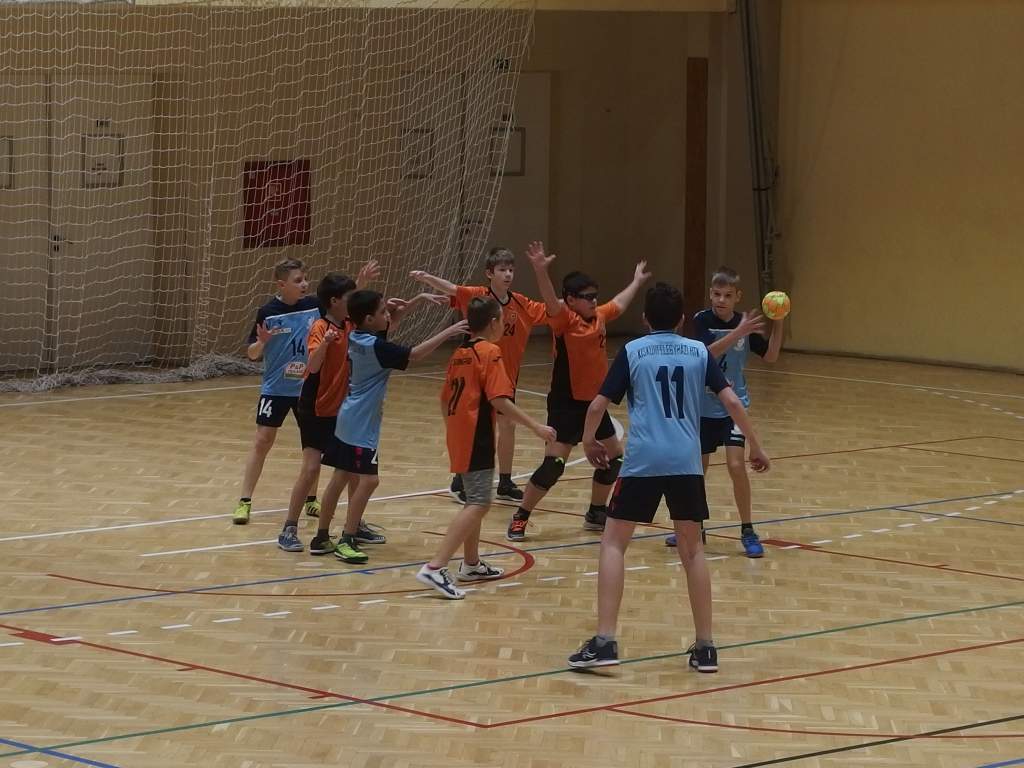 U12-es kézilabda fordulót játszottak Kiskunfélegyházán 