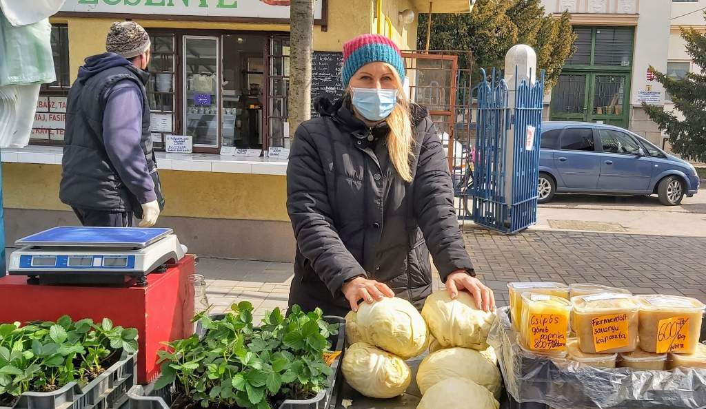 Fermentált zöldségek a félegyházi piacon
