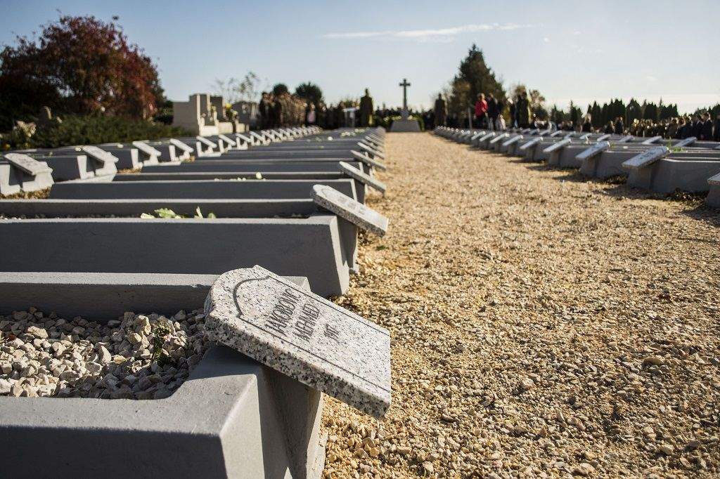 Félegyháza világháborús áldozataira emlékeznek