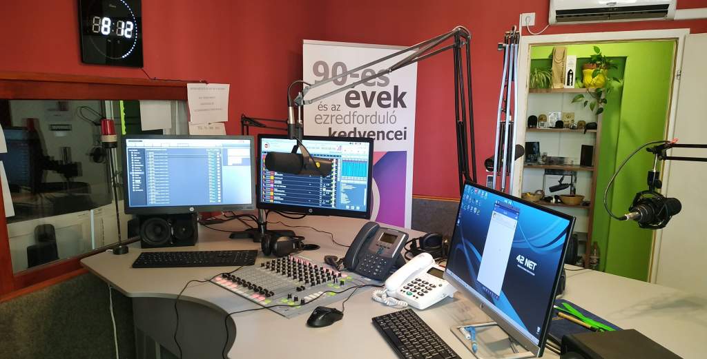 Összekapcsolódtak A magyar rádiózás napja alkalmából 