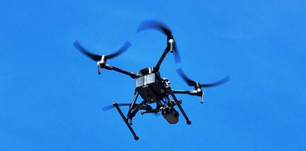 Drónnal figyelték a szabálysértőket