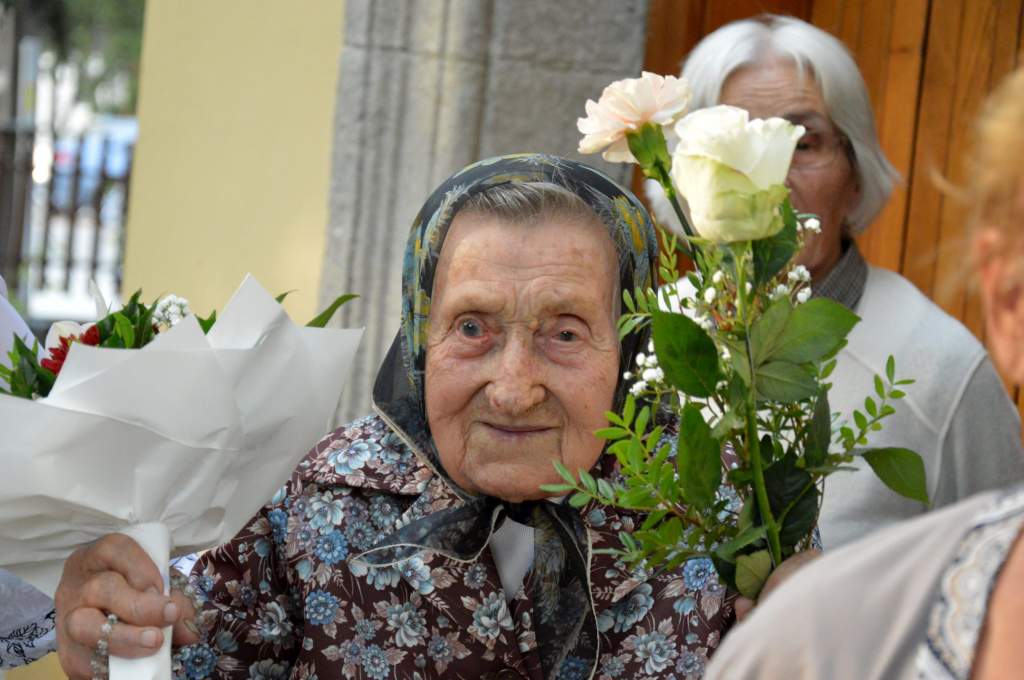 102. születésnapját ünnepli Ágnes néni Kunszálláson