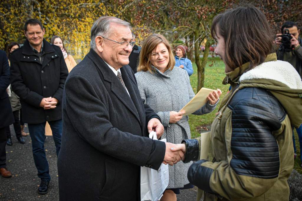 2022-11-24 Pálmonostora Petőfi szobor átadó (03).j