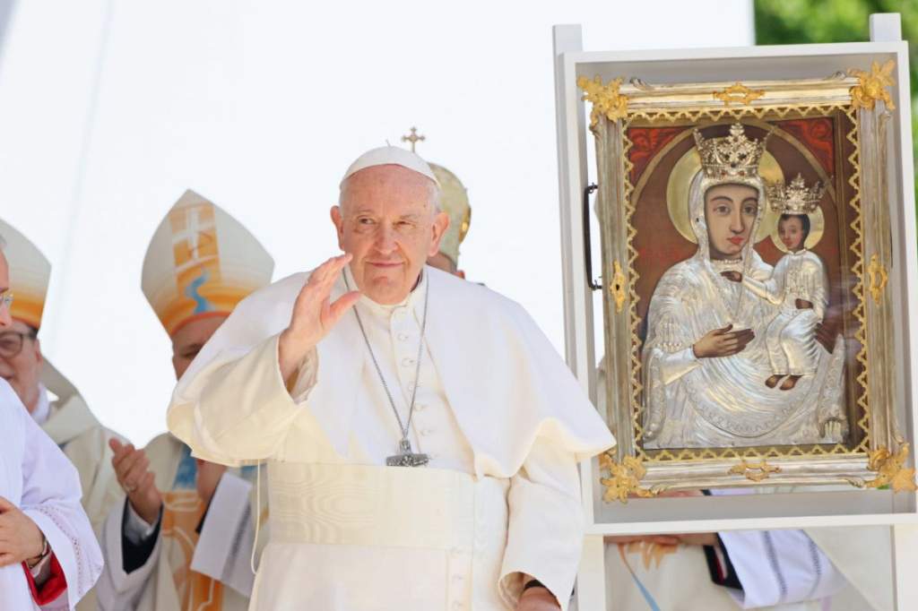 Hazánk vendége volt Ferenc pápa – a harmadik nap eseményei
