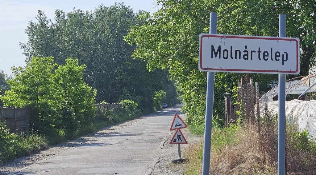1,2 milliárd forintot nyert a város a Molnártelepi út felújítására