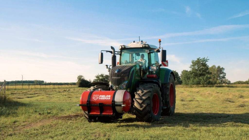 Kombájnokat és traktorokat véd a tűz ellen egy új magyar fejlesztés