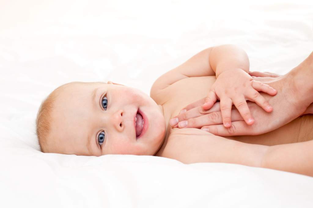 Betűbölcsi ajánló: Betekintés a babamasszázsba