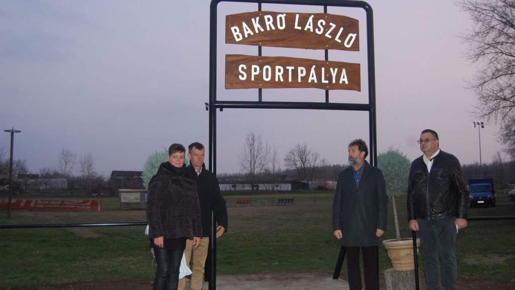 Bakró László nevét viseli a jövőben a fülöpjakabi sportpálya
