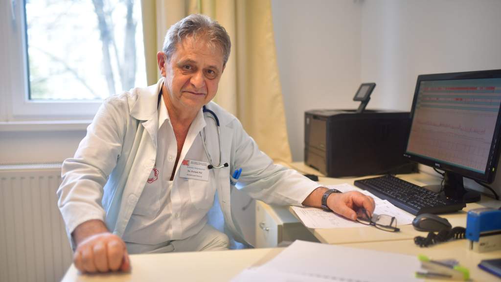 Dr. Perlaki Pál: A belgyógyászat az orvoslás alfája és ómegája