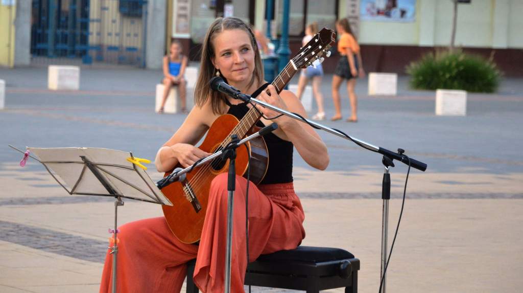 Hattyúkerti zenés esték: Nyáresti romantikus gitárkoncert