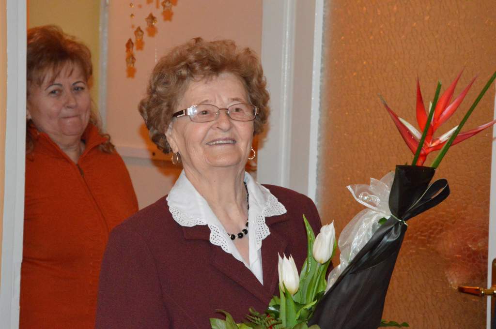 A tragédiák ellenére sem vesztette el életkedvét a 90 éves Marika néni