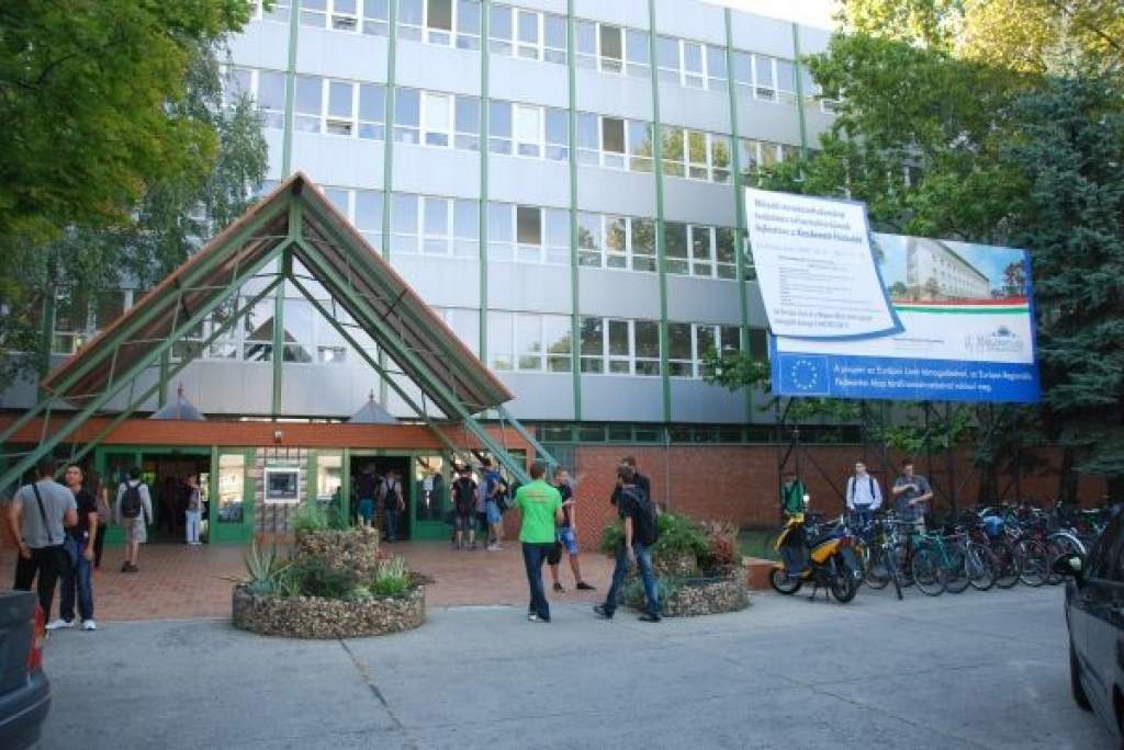 Pallasz Athéné Egyetem lesz a Kecskeméti Főiskola