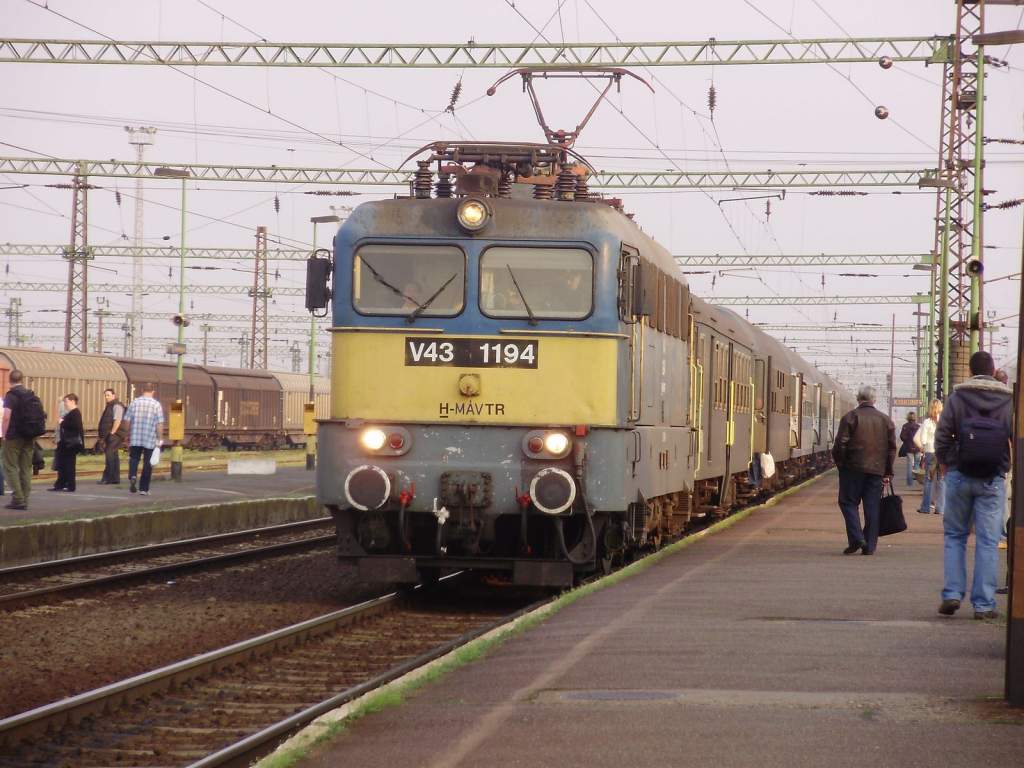 Késnek a vonatok Budapest és Szeged között