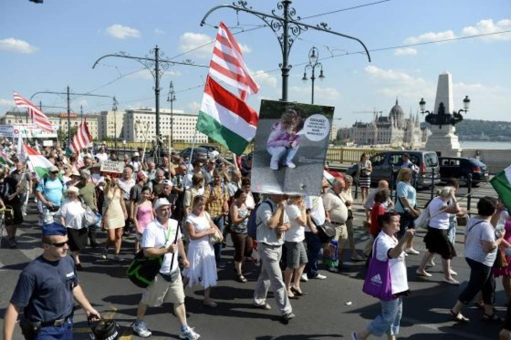 300 milliárdot kapnak vissza a magyar devizahitelesek
