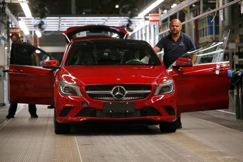 Állásokat kínál a Mercedes-gyár