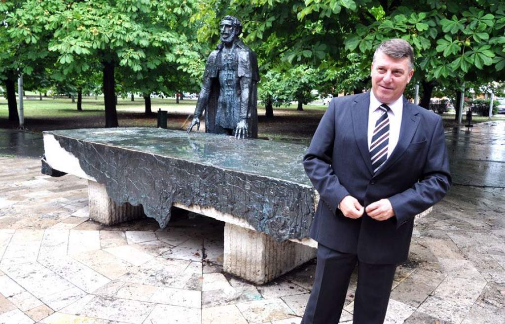 Független polgármesterjelöltet támogat az MSZP Kecskeméten