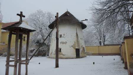 1.  malomudvar 2016.jpg (1600 x 1200 px)